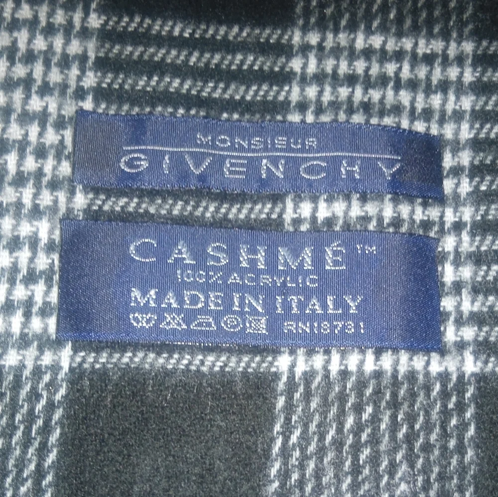 Authentic GIVENCHY Black White Plaid Check Cashme'Scarf Fringe Made In Italy